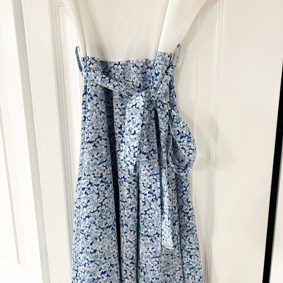 SHEIN Blue Floral Print Fit & Flare Sleeveless Mini Dress Women’s Size M EUC - Picture 6 of 8